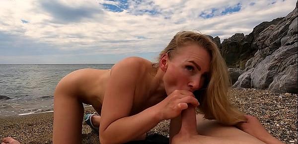 trendsBEST POV BLOWJOB ON BEACH Deepthroat and Cum in Mouth JessiJek